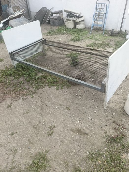 Продам железную кровать