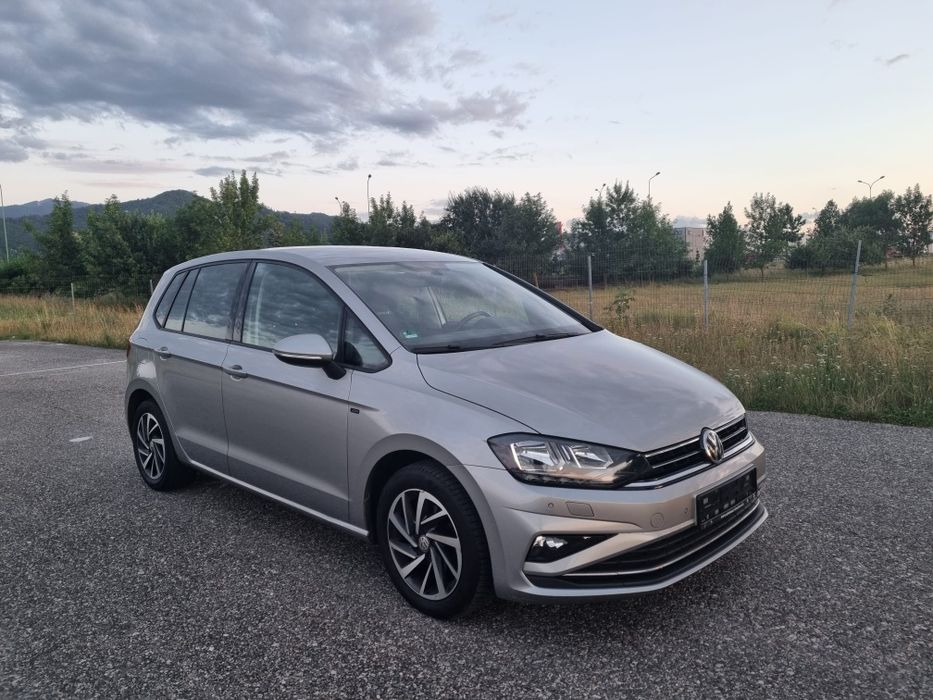 VOLKSWAGEN Golf Sportsvan 2018 — imagine 2