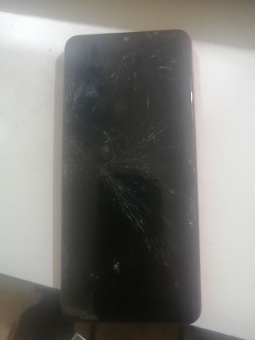 Продам телефон Samsung A12