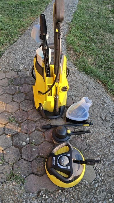Aparat spalat cu presiune Karcher