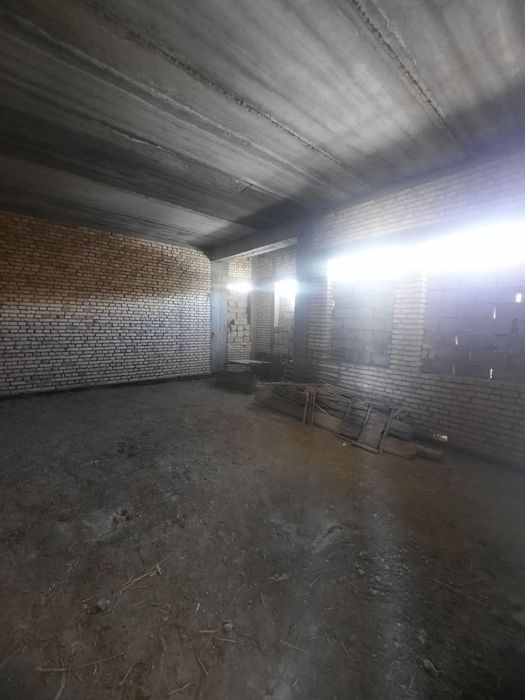 Участка ховли сотилади