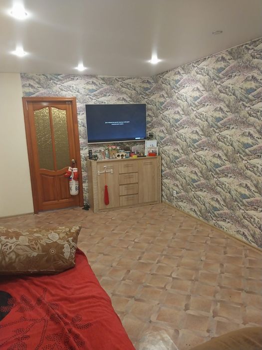 Продам 2 комнатную квартиру