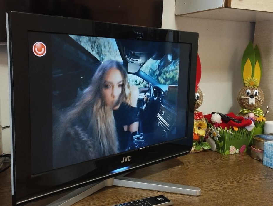 Televizor JVC LCD 80cm telecomanda originala plasma mica în stare buna