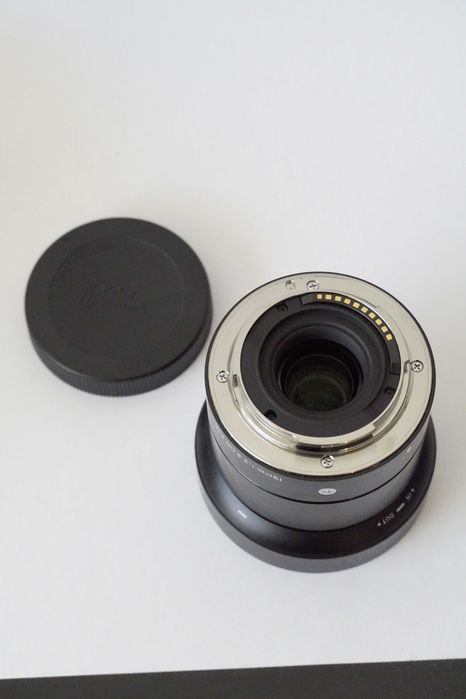 Sigma 19mm f/2.8 DN Art (Sony E-mount) - Като нов, пълен комплект