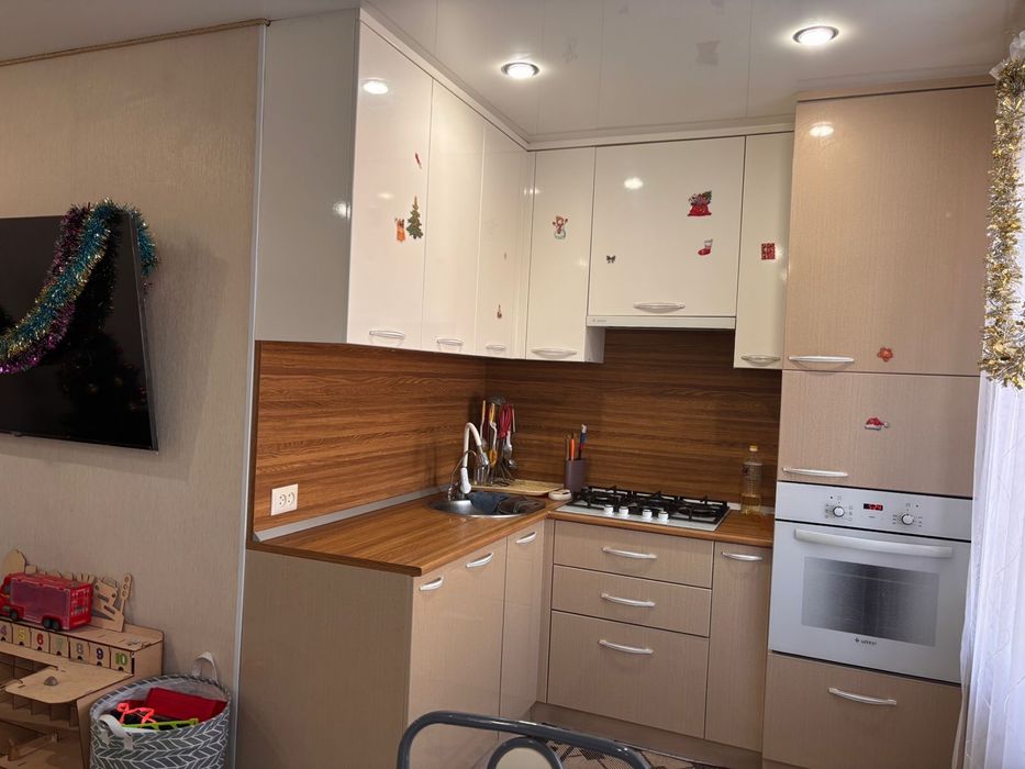 Продам 3 комнатная квартира