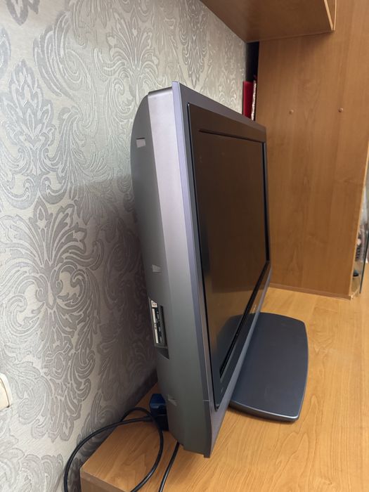 Продам телевизор в отличном состояний