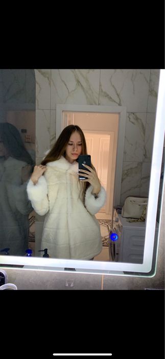 шуба белая искуственная