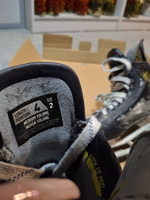 Коньки Bauer размер 36