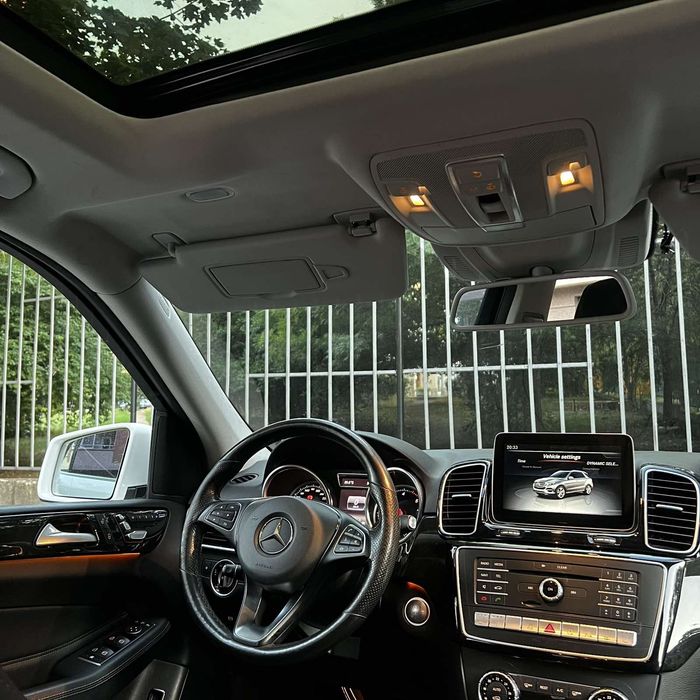 GLE 350d 4matic AMG line 2017г