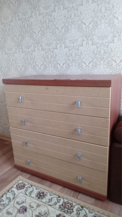 Продам шкаф и комод