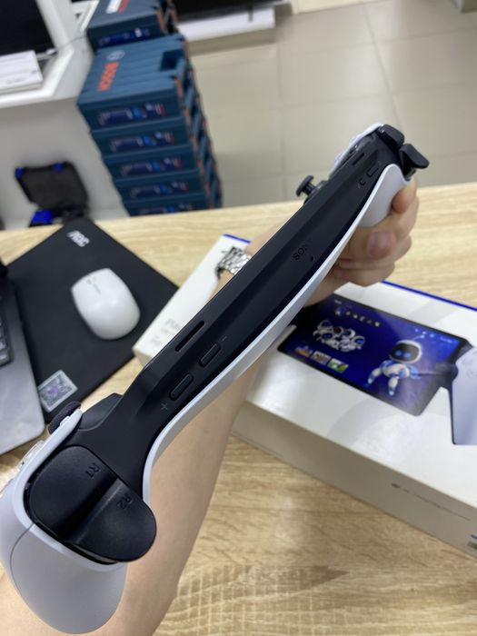 Play Station Potral CFI-Y1000 (ТМ79)