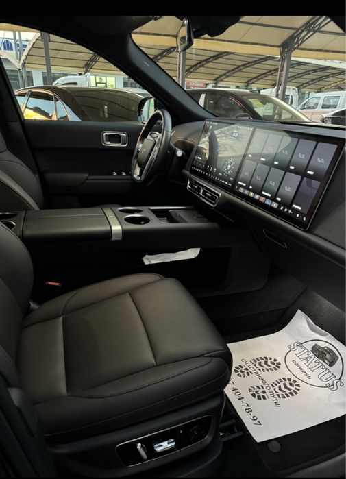 Lixiang LI 8 2024 yill