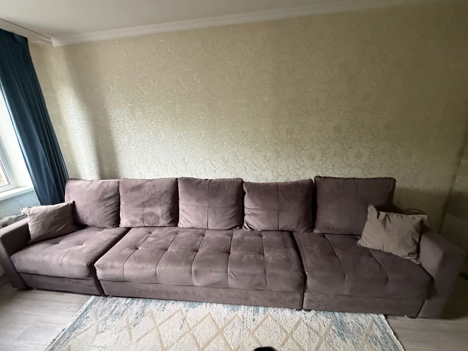Продам диван 4 метра