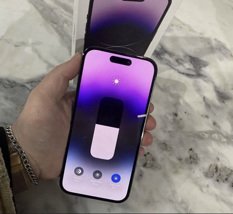 Продам Iphone 14 pro