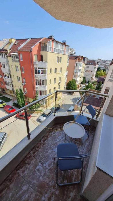 Дава се под наем Тристаен апартамент в Варна, Възраждане 1 - 85 кв.м за 648.21 € - Снимка #8