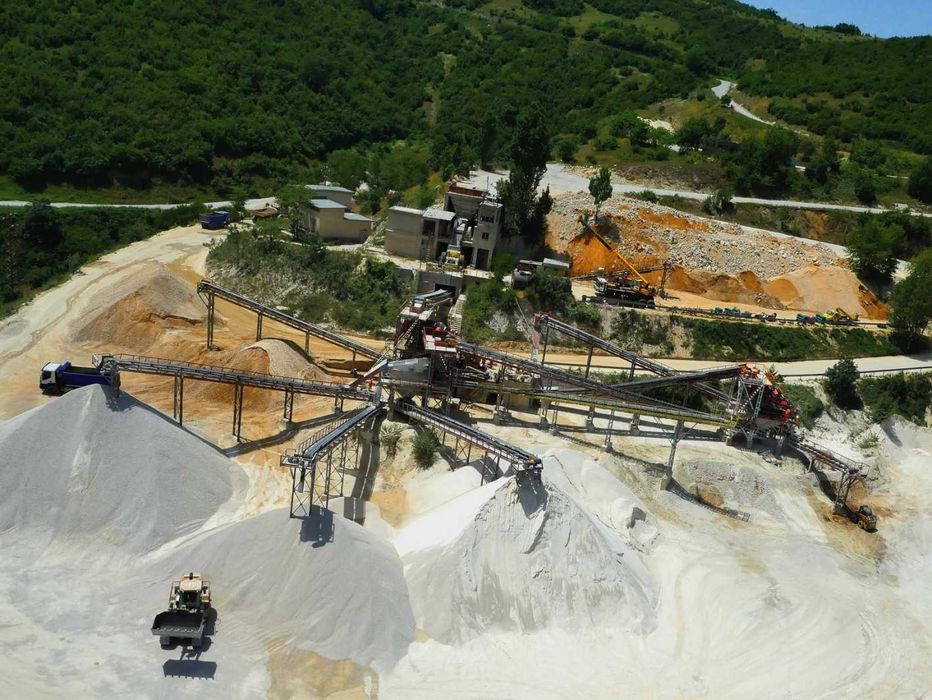 Каменно и Мраморно БРАШНО --Използва се в строителството и градинарств