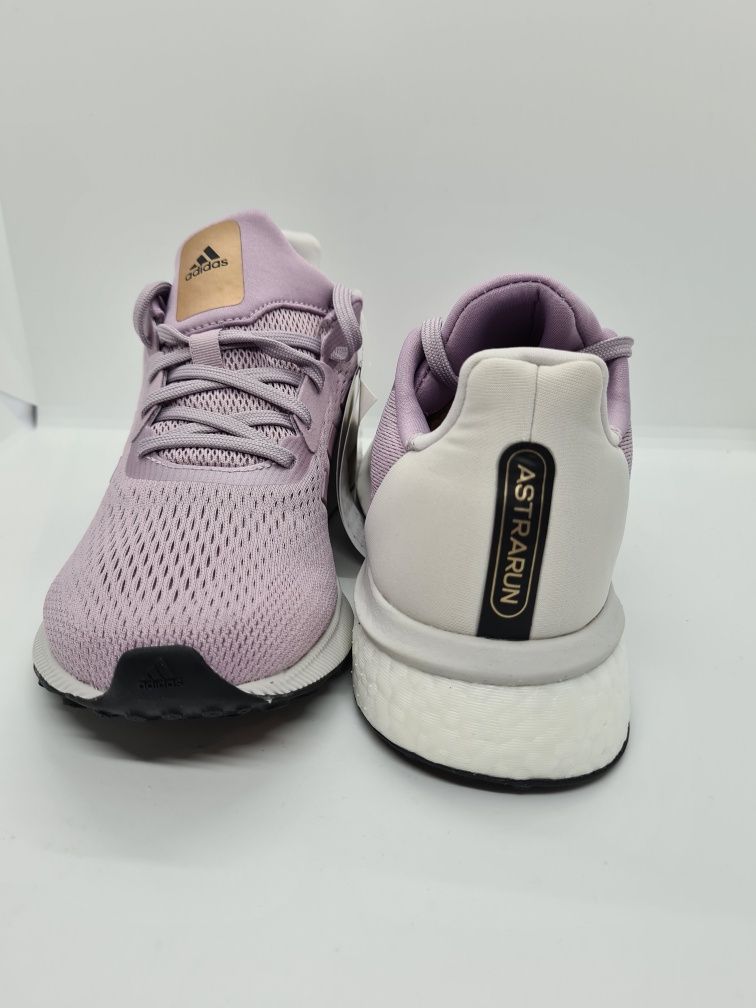 Adidas Astrarun Boost EG5835 nr. 36 2 3 Bacau OLX.ro