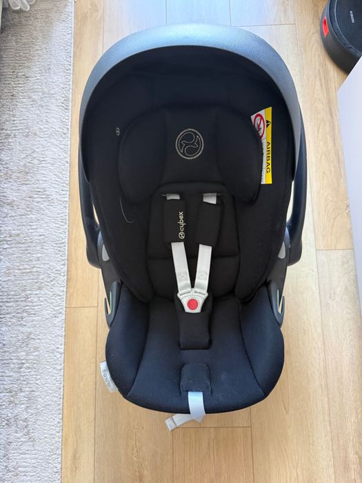 Столче за кола Cybex Cloud G i-Size 0-13 кг Magic Black + подложка за новородено