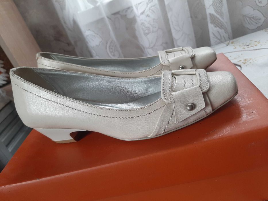 Обувки Gianni 35 номер