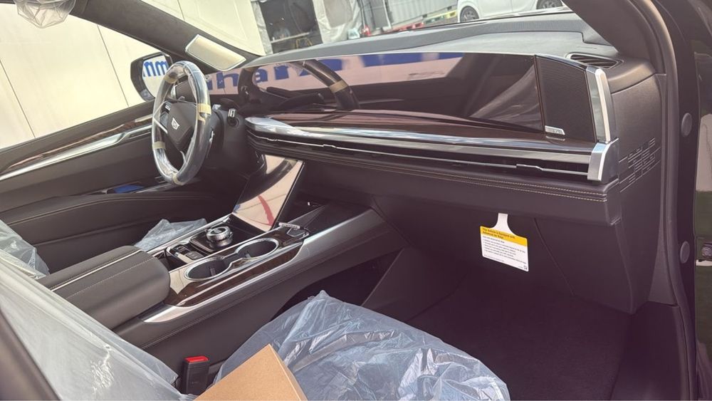 Cadillac Escalade ESV 2026