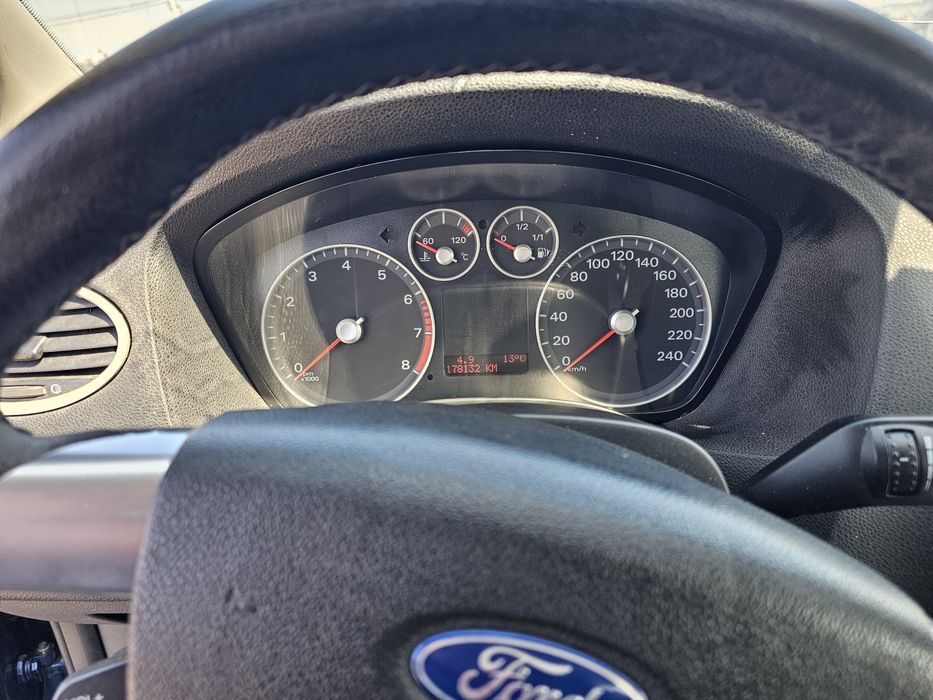 Ford Focus 2 benzina + gpl