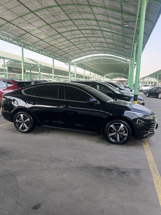 BYD Chazor 120 km FULL Flagship гибрид