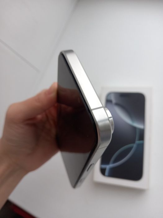 Айфон 16 про 256гб