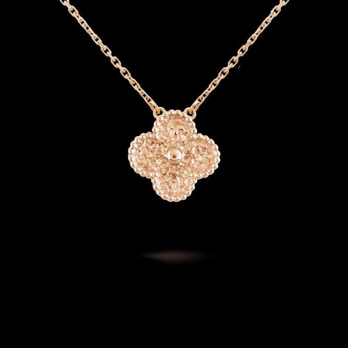 Van Cleef & Arpels VCA Rose Vintage Alhambra Lava Clover Дамско Колие