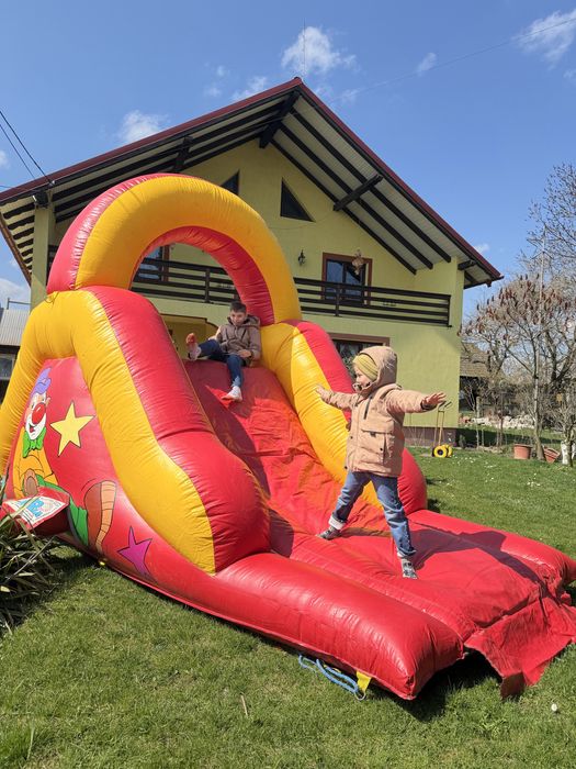 Tobogane de inchiriat