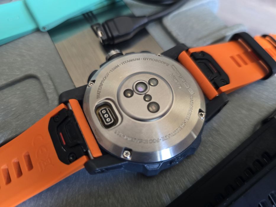 Coros Vertix Titanium Lava