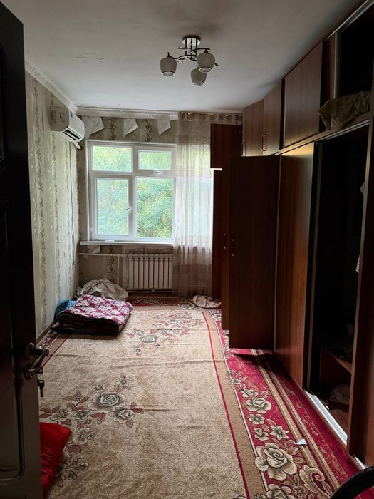 Chilonzor 16 bollar kerak metrogacha 300metr