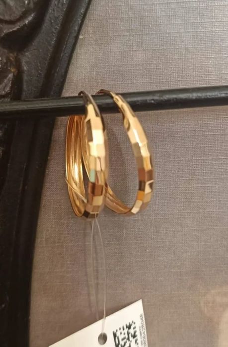 Продам серьги конго