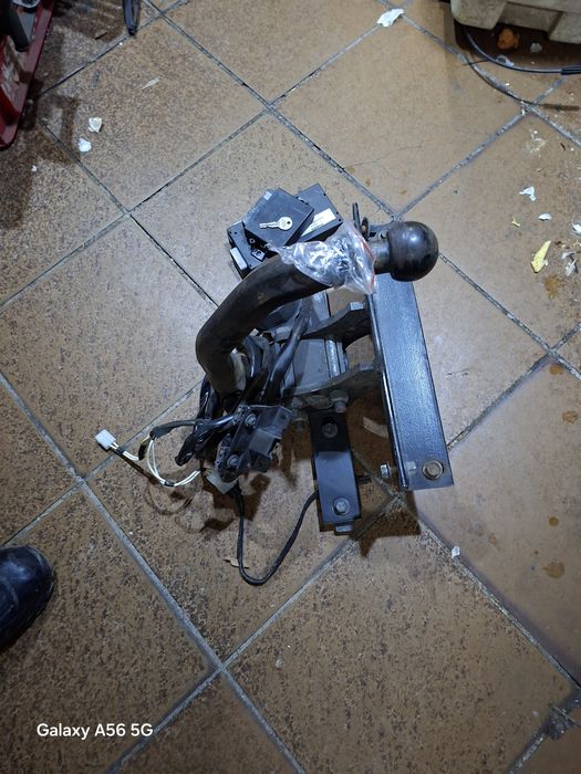 Оригинален теглич  Volvo V 50 2004/2012г.