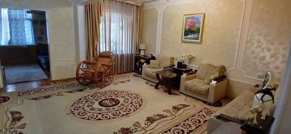 Продам квартиру 4/2/5 площадь 98м2 Чиланзар Ц, Театр Опереты