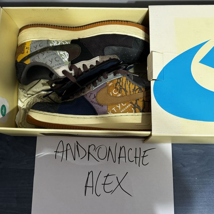 Nike Air Force Travis Scott