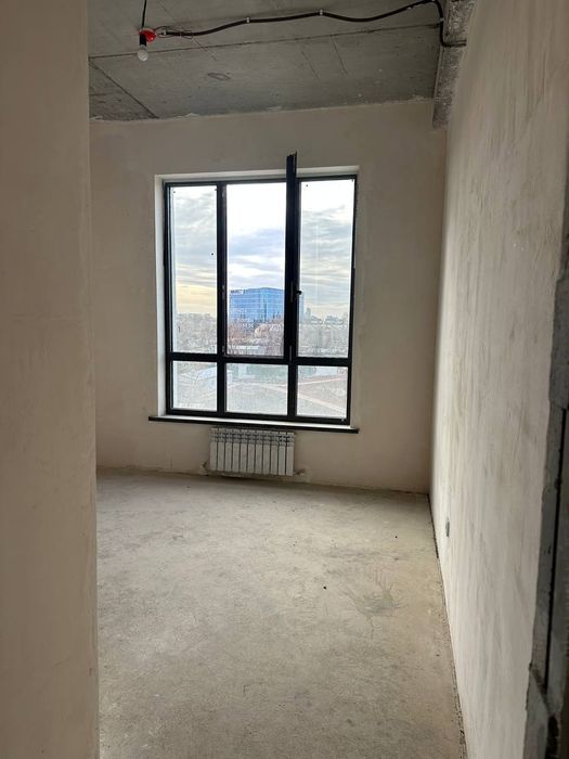 Продажа срочно квартира Uzmahal Golden house 40 квад 5 эт предчистовая