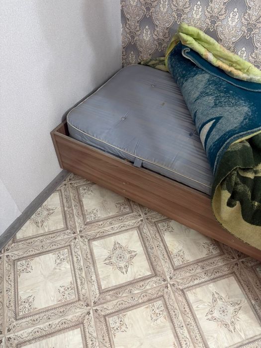 Продам кровать две шт