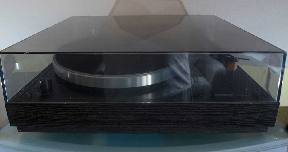 Thorens. Проигрыватель.