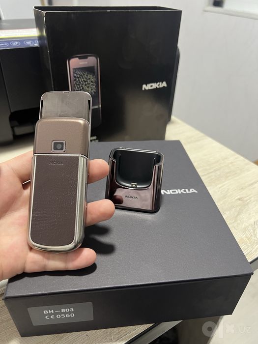 Nokia 8800 Sapphire Arte