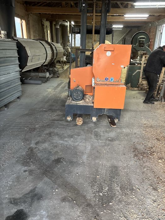 Мелница/Дробилка за дървен материал или пластмаса