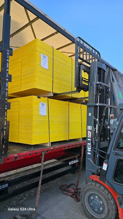 Montanti elicoidali si profil U si Popi metalici de inchiriat!