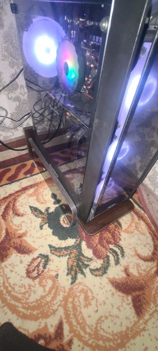 Pragrama oyin uchun zor kampyuter