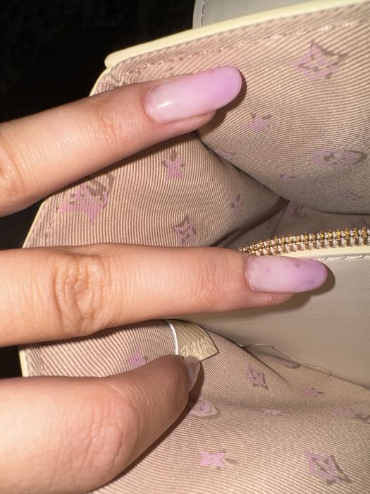 Geantă Louis Vuitton