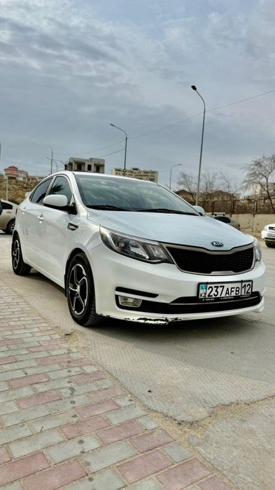 Продам Kia Rio 2015г. Обьем 1.6.