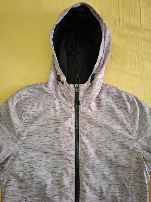 New Balance Дамска Горница/ Шушлек с мрежеста подлата, Размер S, New