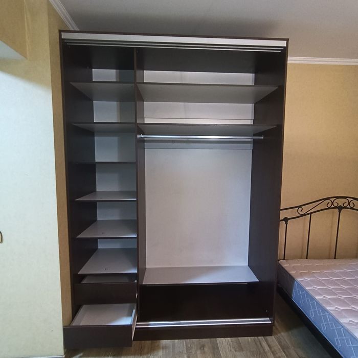 Шкаф купе в отличном состоянии!