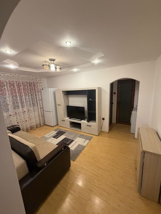 Vand apartament 2 camere