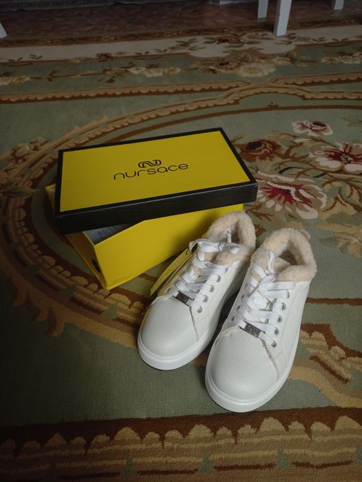 Брендовые кроссовки