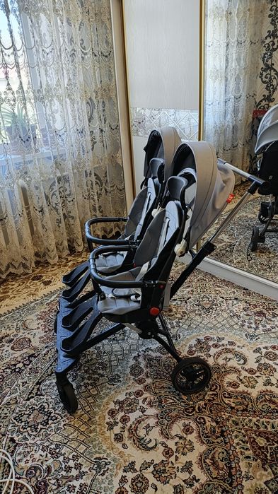 Egizaklar uchun dron kolyaska sotiladi