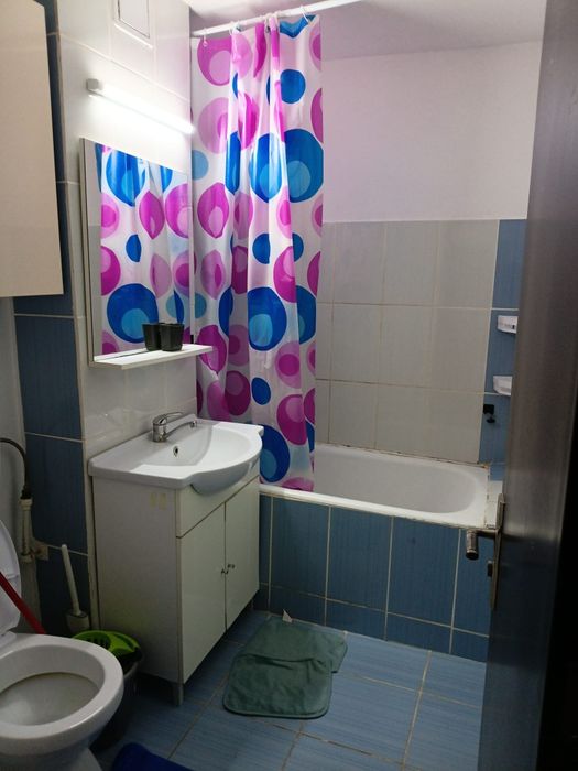 N.Vodă 2 camere mobilat utilat centrala termopan.contract anaf